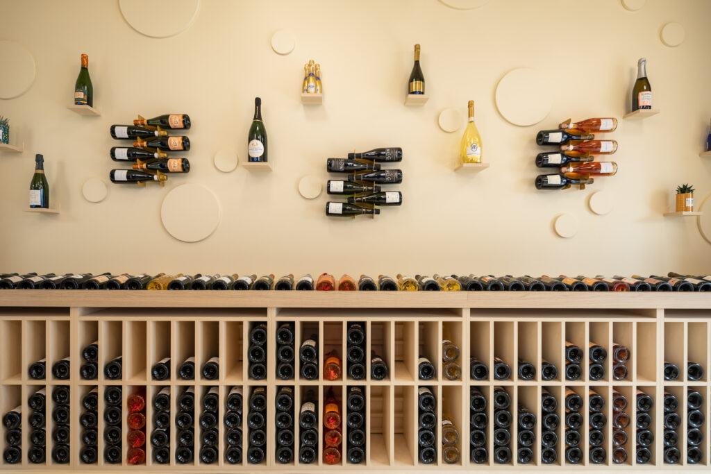 mur de champagnes choisis © Franck Gallen